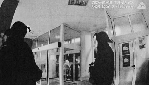 Benefit večer FREE FLOKI